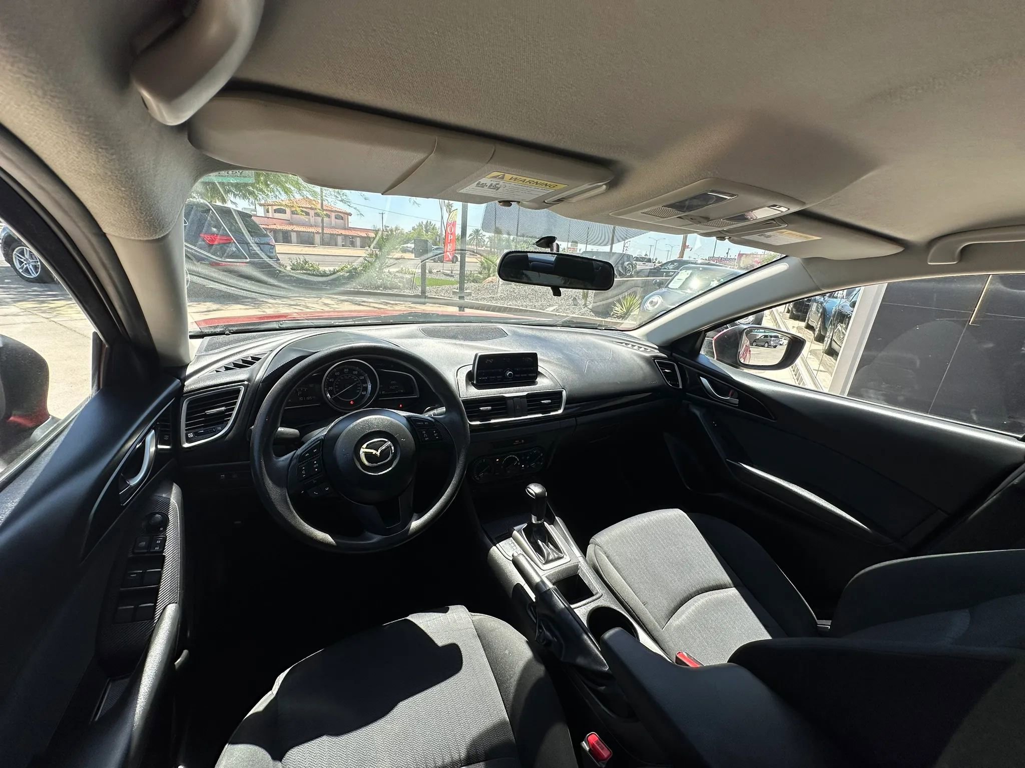 Used 2014 MAZDA MAZDA3 i Sport FWD image 18