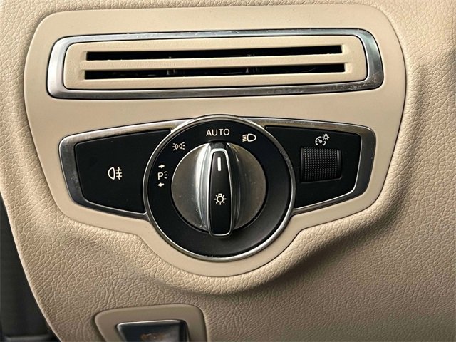 Certified 2021 Mercedes-Benz C 300 4MATIC Sedan image 21