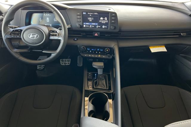 New 2026 Hyundai Elantra SEL Sport image 13