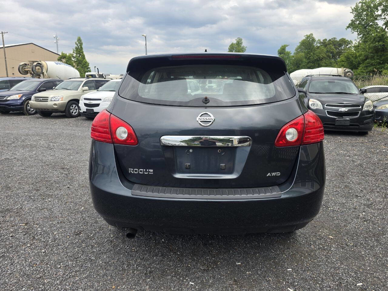 Used 2012 Nissan Rogue S AWD/4WD image 11