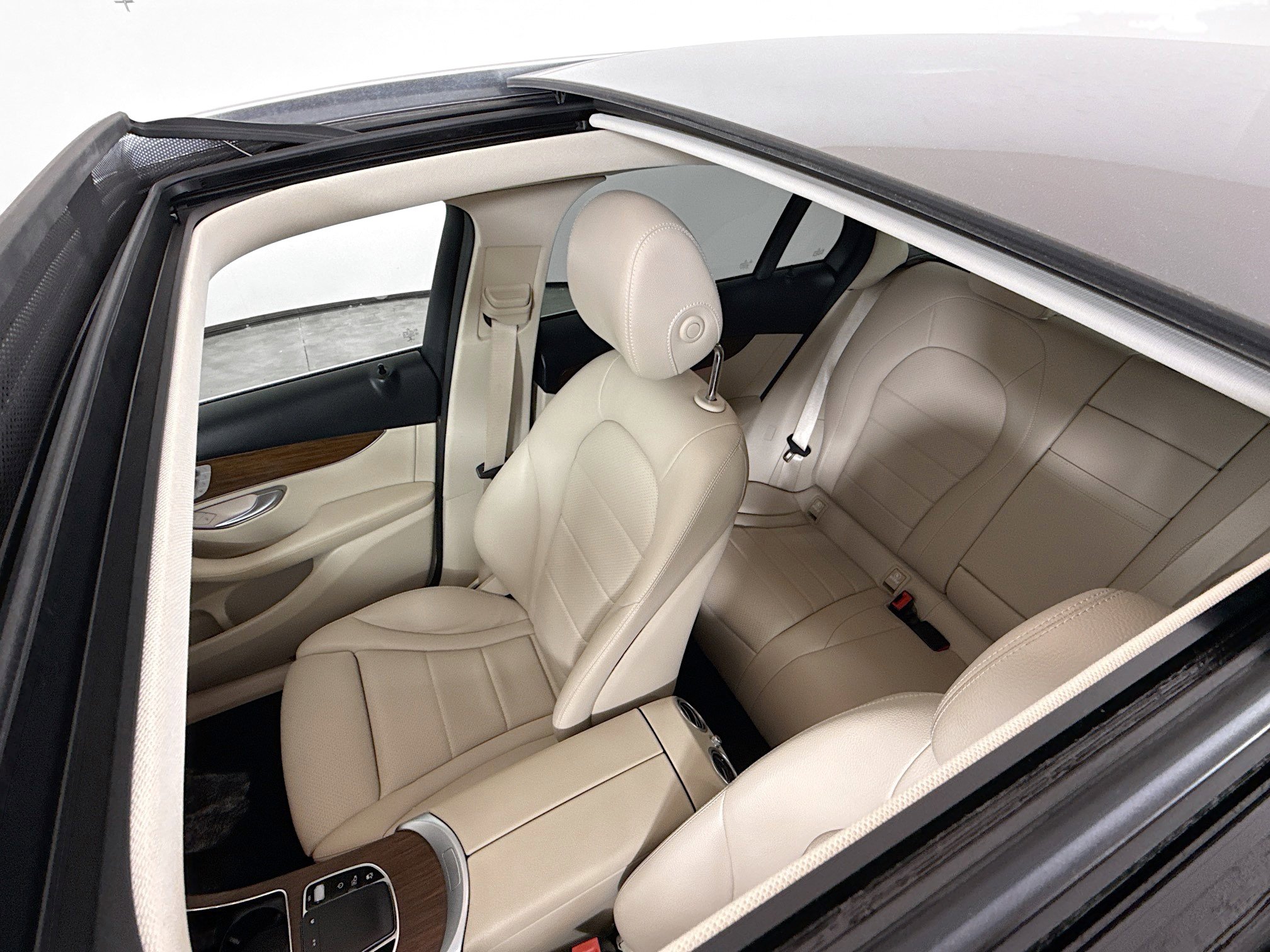 Used 2022 Mercedes-Benz GLC 300 4MATIC image 14