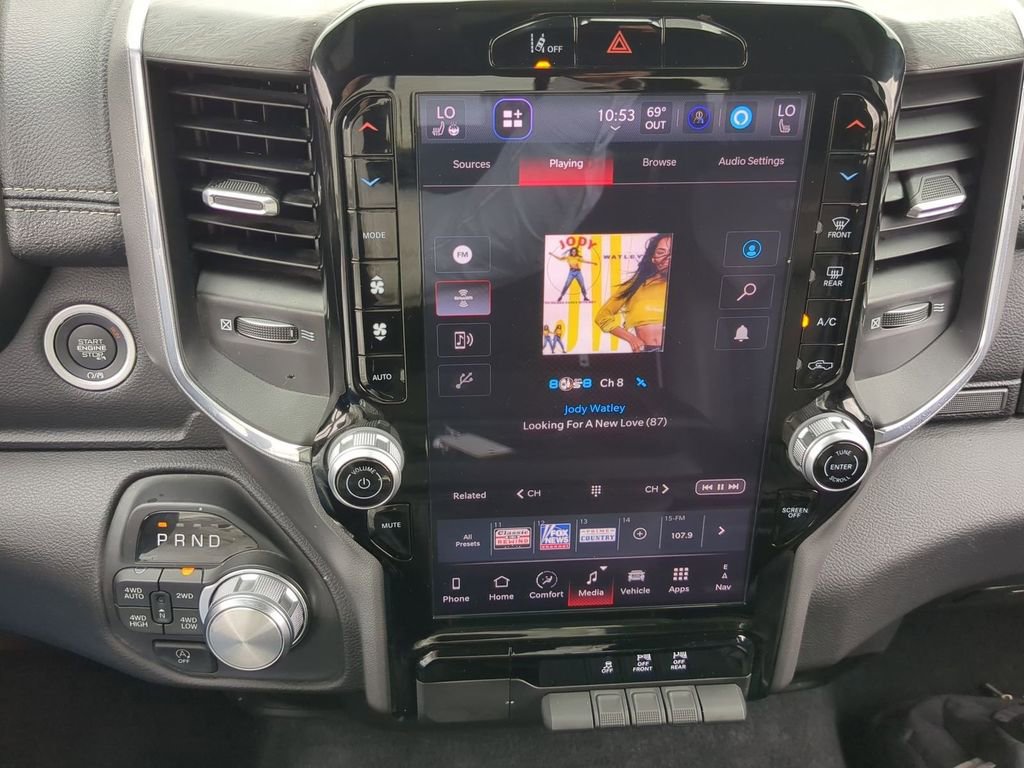 Used 2025 RAM 1500 Laramie image 16