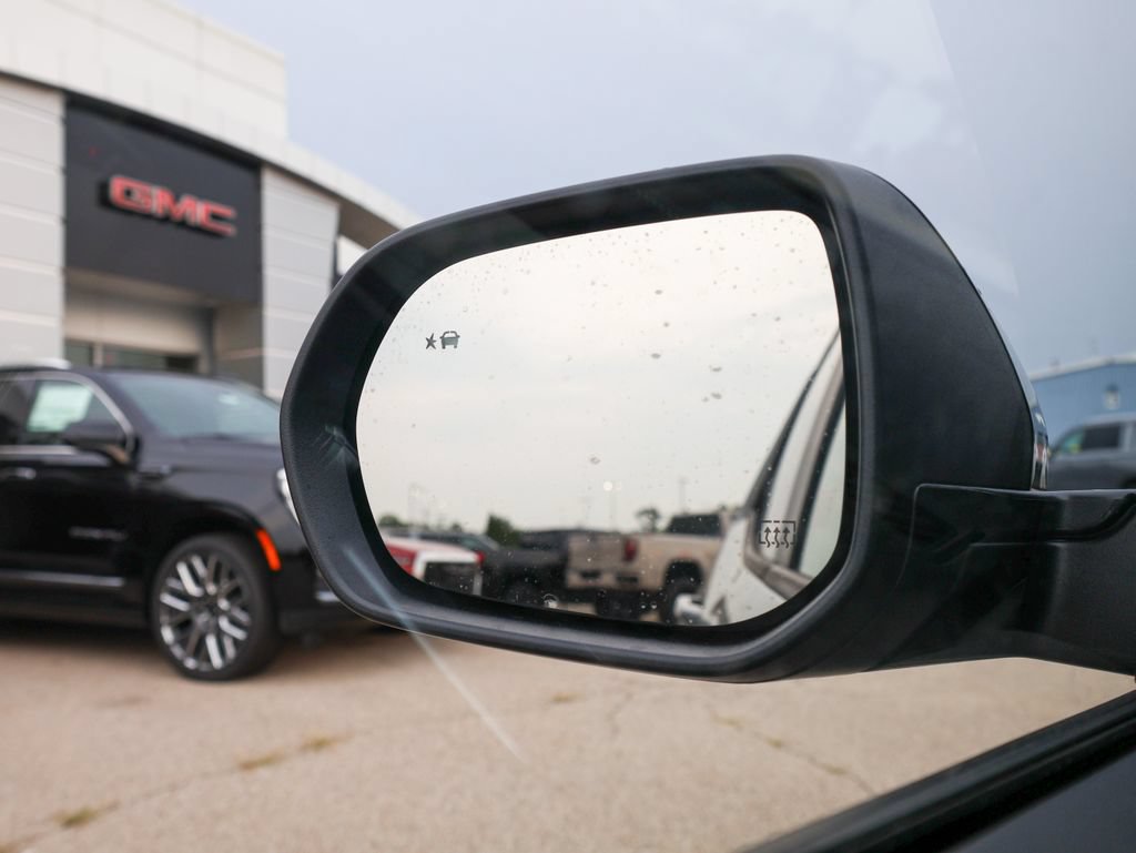 New 2027 GMC Terrain Elevation w/ Elevation Premium Package AWD/4WD image 29