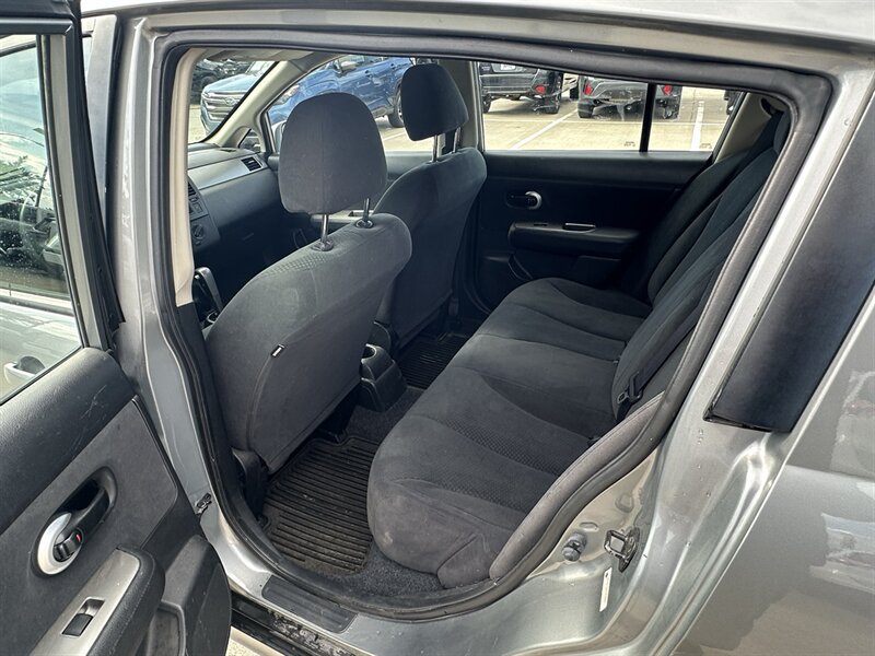 Used 2012 Nissan Versa 1.8 S w/ Plus Pkg FWD image 7