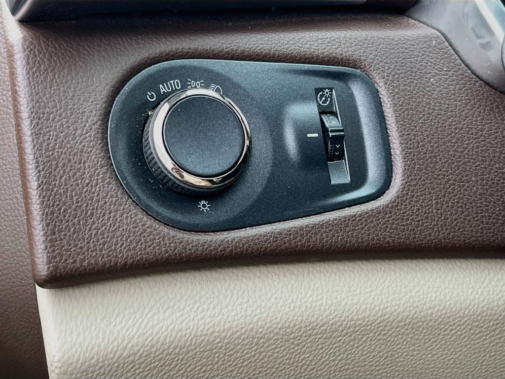Used 2014 Cadillac SRX Luxury FWD image 20