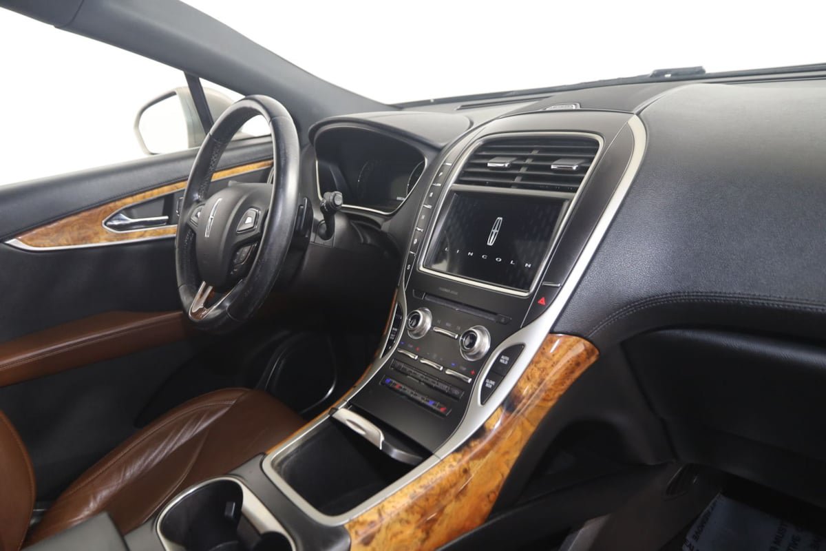 Used 2018 Lincoln MKX Reserve w/ Lincoln MKX Climate Package AWD/4WD image 41