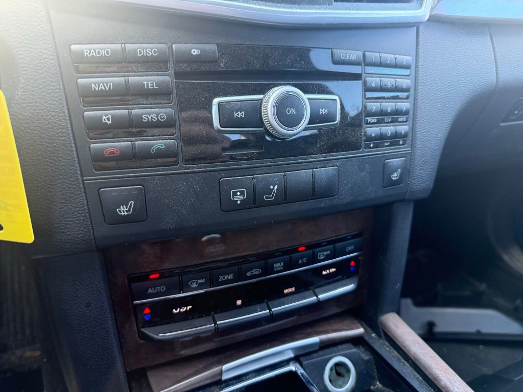 Used 2012 Mercedes-Benz E 350 4MATIC Sedan image 11