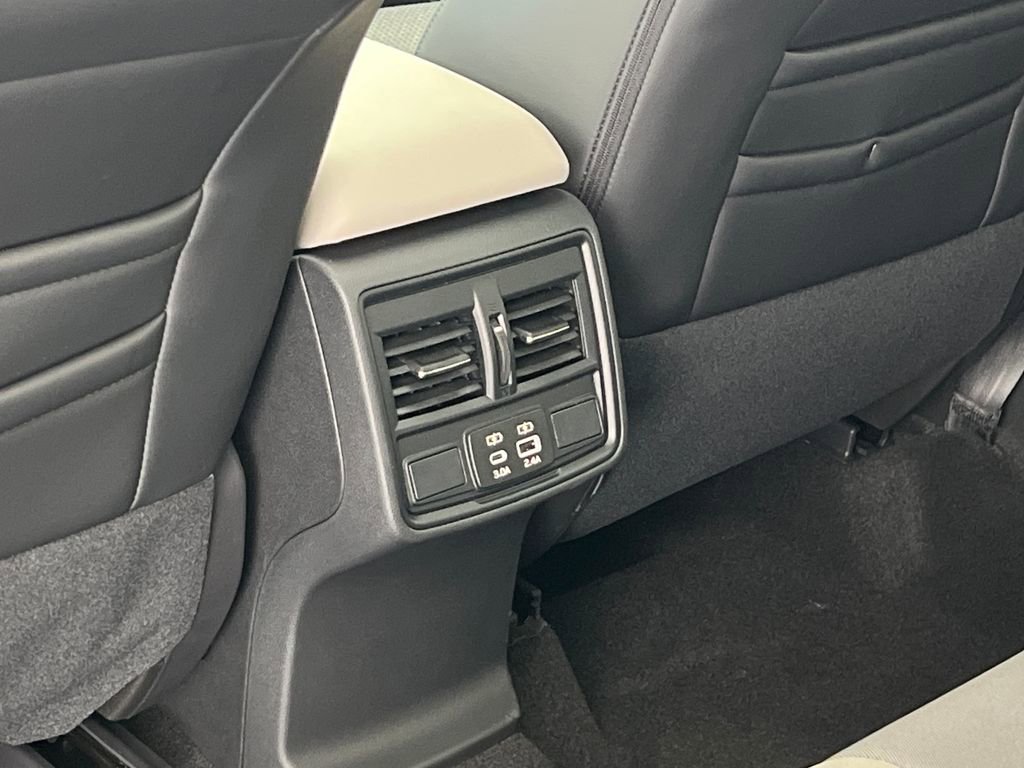 New 2026 Subaru Forester Premium image 38