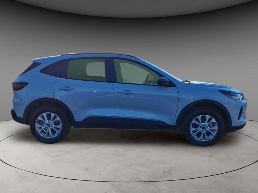 New 2025 Ford Escape Active w/ Tech Pack #1 AWD/4WD image 10
