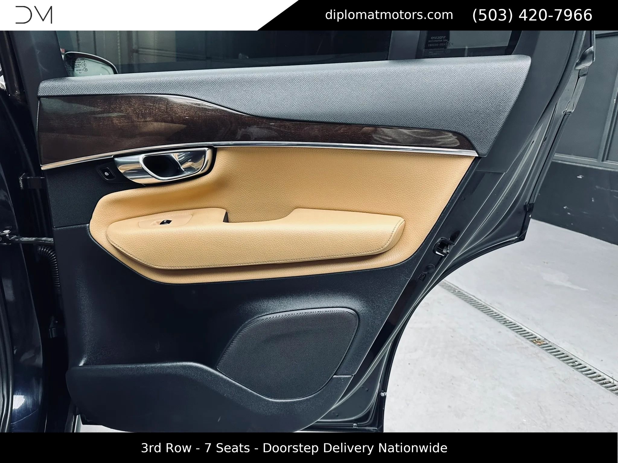 Used 2017 Volvo XC90 T6 Momentum w/ Vision Package AWD/4WD image 32
