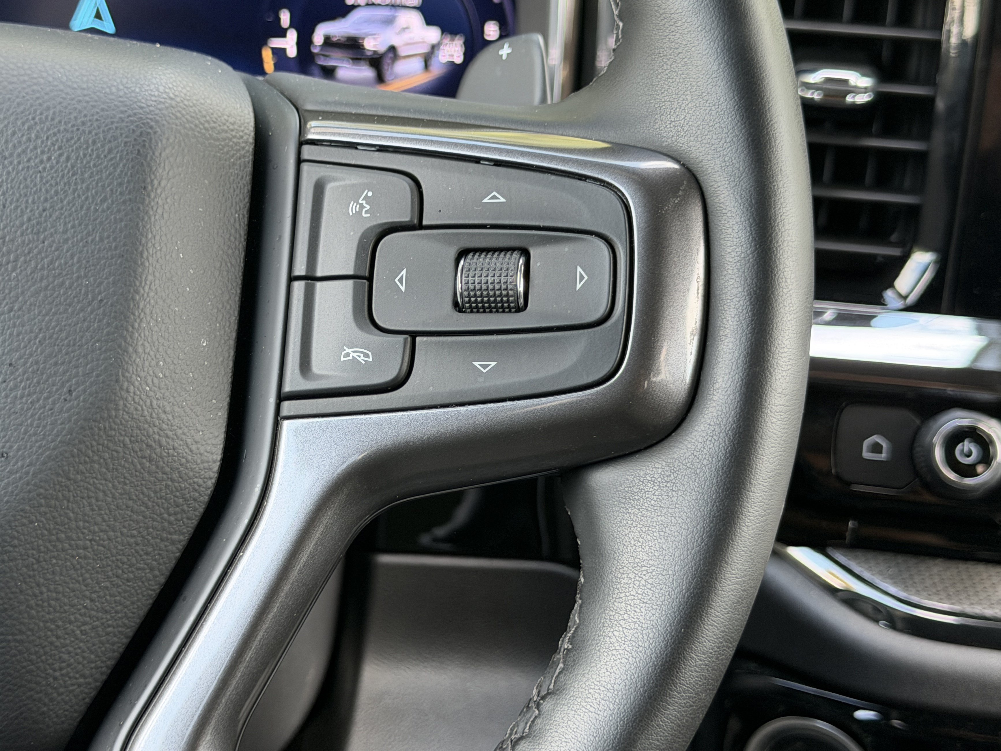 Used 2024 Chevrolet Silverado 1500 ZR2 w/ Technology Package AWD/4WD image 34