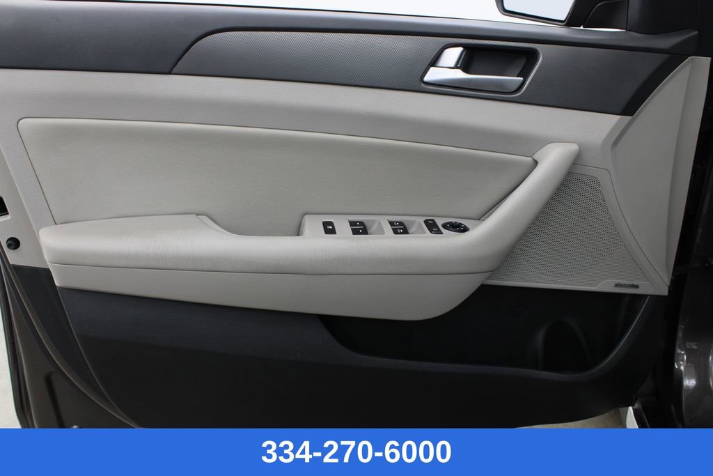 Used 2015 Hyundai Sonata Sport w/ Option Group 04 image 16