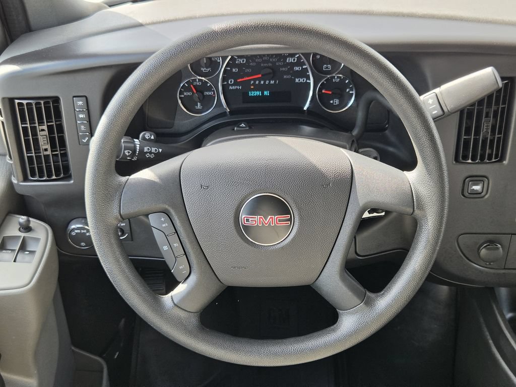 Used 2025 GMC Savana 3500 LT w/ LT Preferred Equipment Group RWD image 14