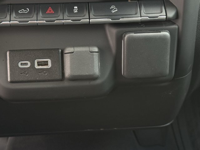 Used 2025 Chevrolet Silverado 2500 W/T w/ WT/CX Safety Package AWD/4WD image 22
