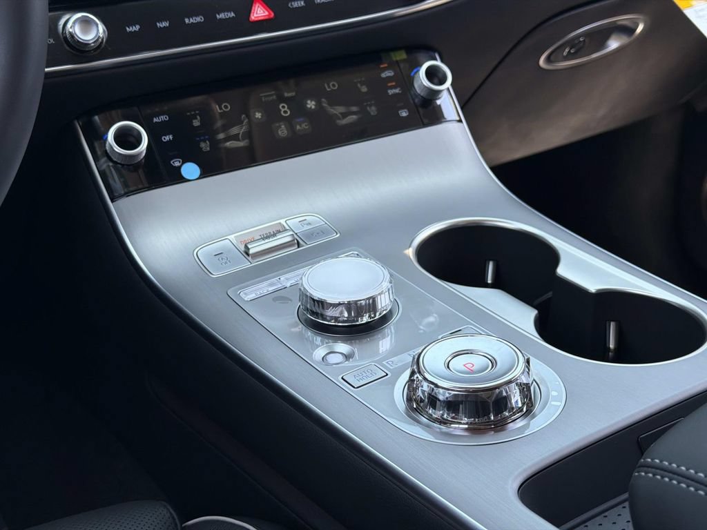 New 2026 Genesis GV70 2.5T Advanced AWD/4WD image 7