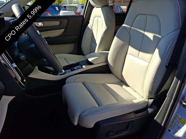 Certified 2024 Volvo XC40 B5 Plus w/ Climate Package AWD/4WD image 16