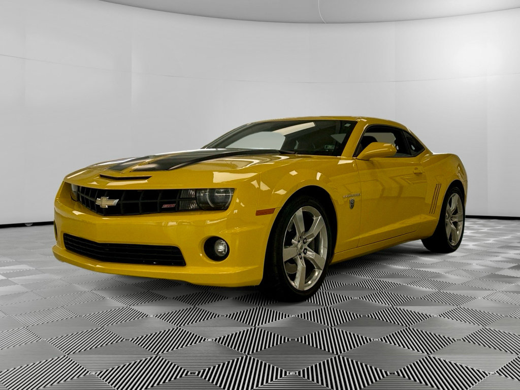 Used 2010 Chevrolet Camaro SS w/ RS Package RWD image 4