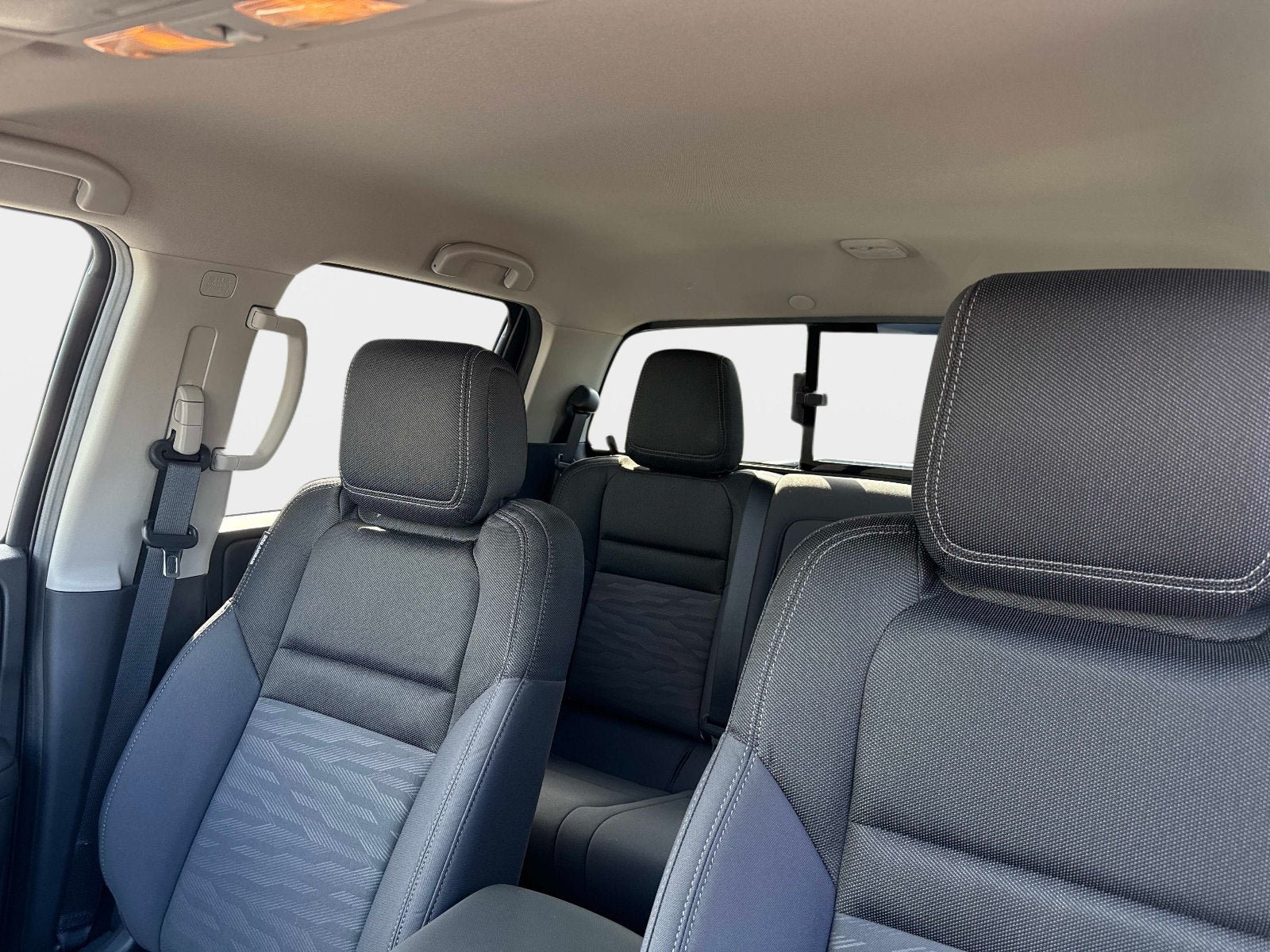 Certified 2023 Nissan Frontier SV w/ Technology Package AWD/4WD image 14