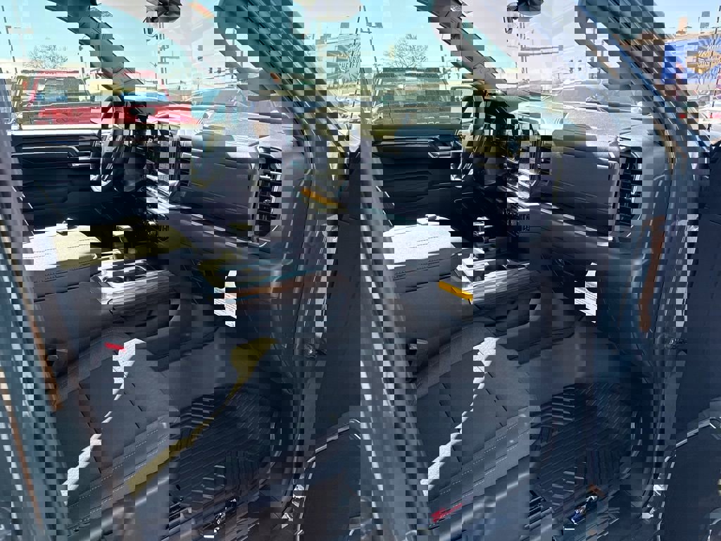 New 2026 Chevrolet Silverado 1500 LT w/ Z71 Off-Road Package image 33