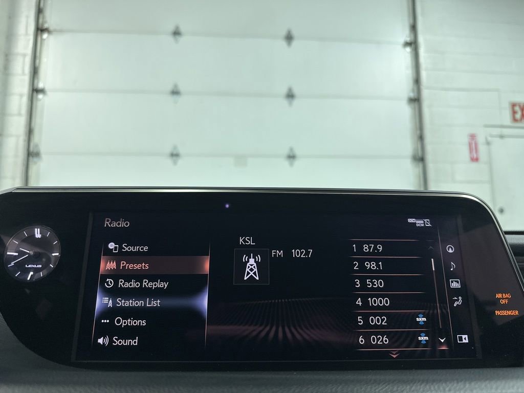 Used 2020 Lexus ES 350 w/ Premium Package FWD image 29
