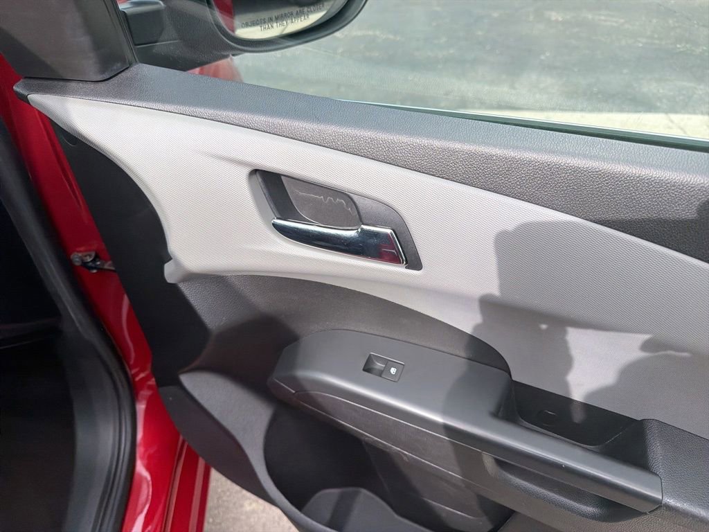 Used 2015 Chevrolet Sonic LT w/ Wheels and Fog Lamp Package image 33