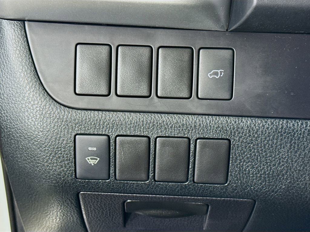 Used 2014 Toyota Highlander XLE AWD/4WD image 21