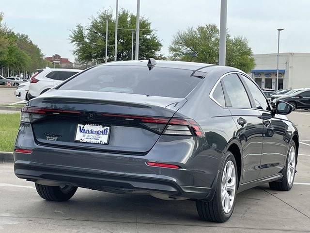Used 2025 Honda Accord LX image 4