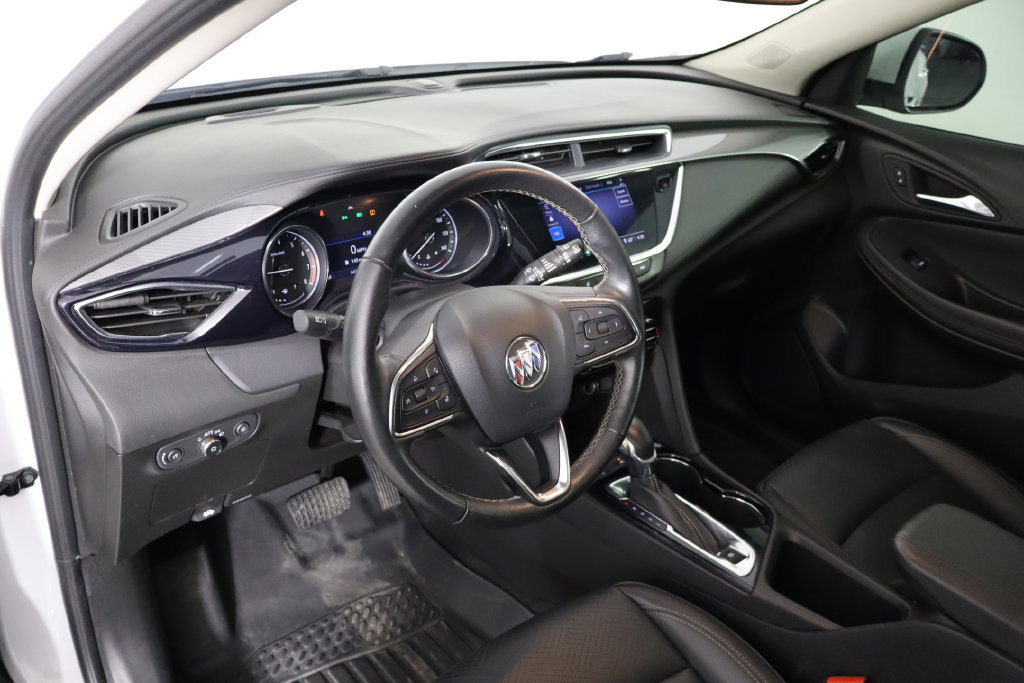 Used 2022 Buick Encore GX Essence w/ Experience Buick Package FWD image 28