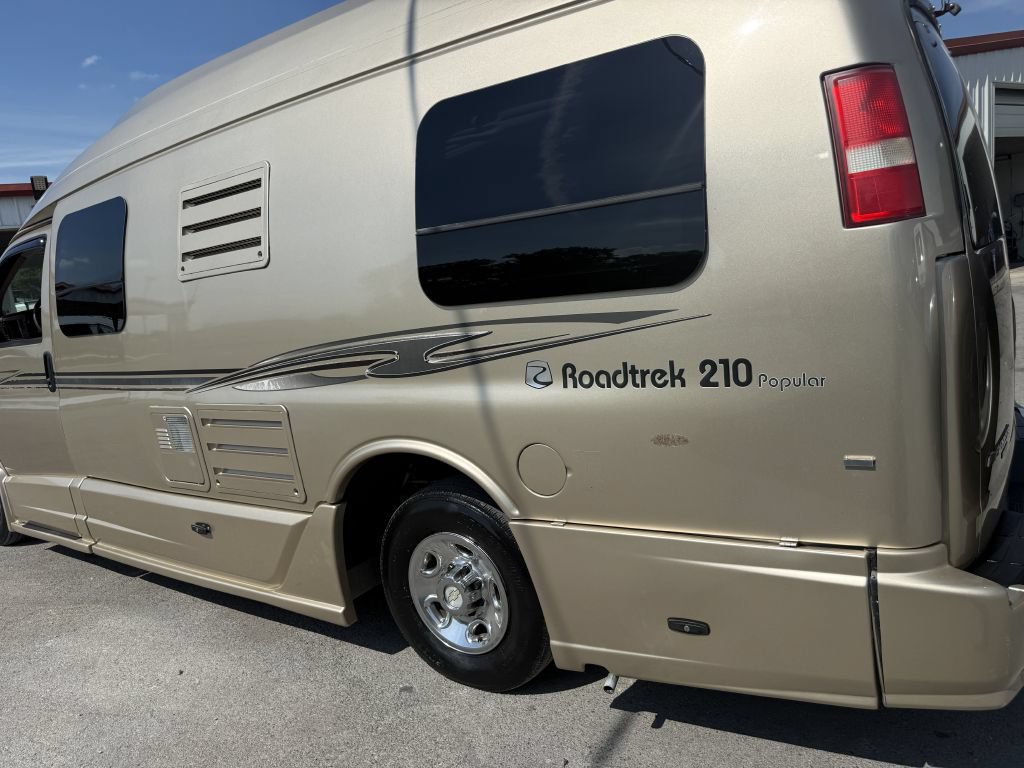 Used 2012 Chevrolet Express 3500 Extended w/ Power Package RWD image 8