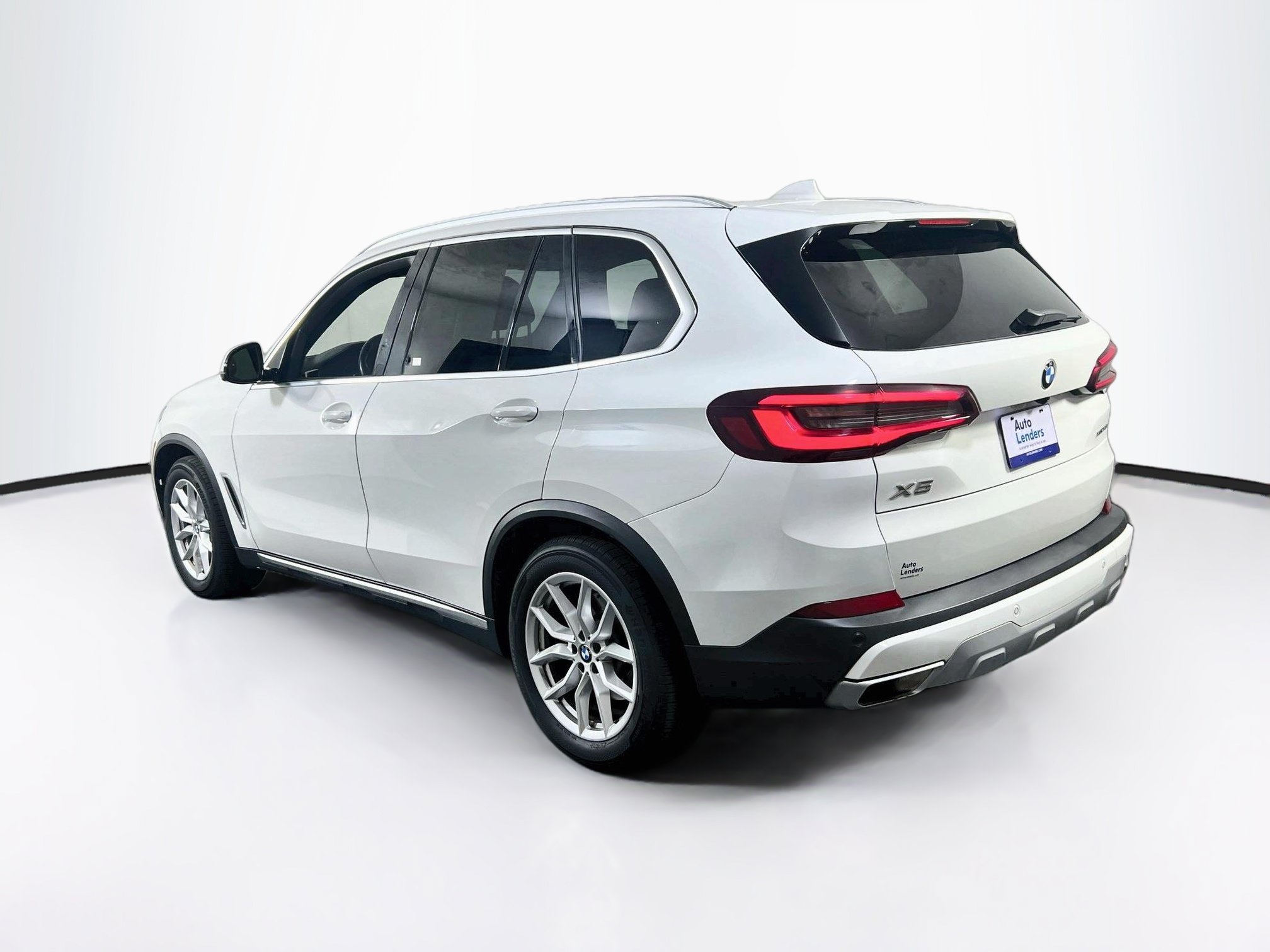 Used 2021 BMW X5 xDrive40i w/ Premium Package AWD/4WD image 7
