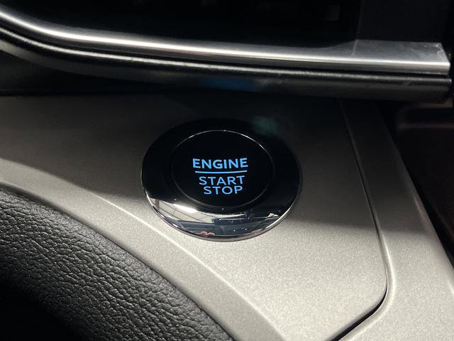 Used 2023 Ford Explorer XLT AWD/4WD image 23