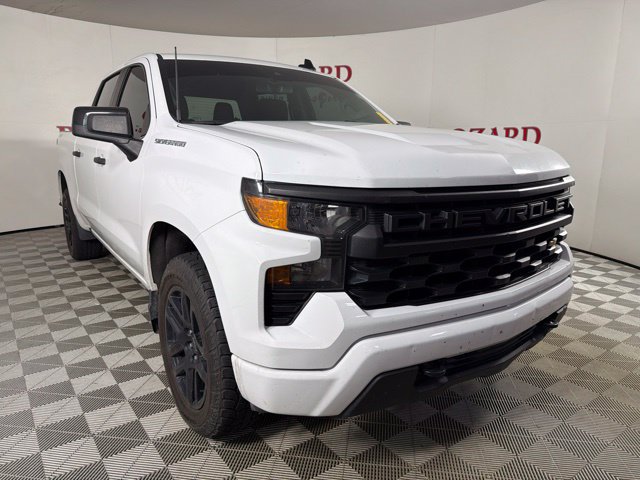 Used 2024 Chevrolet Silverado 1500 Custom AWD/4WD image 1