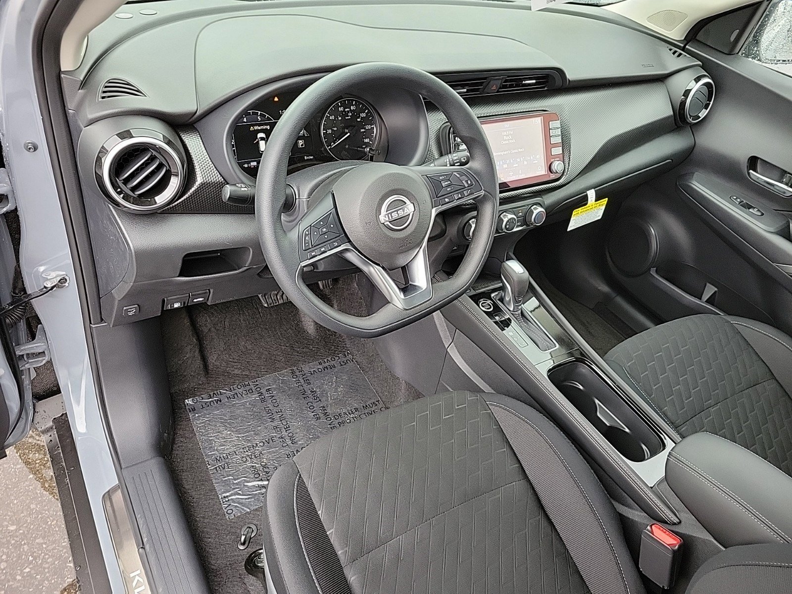New 2024 Nissan Kicks SV w/ Interior Electronics Package image 10