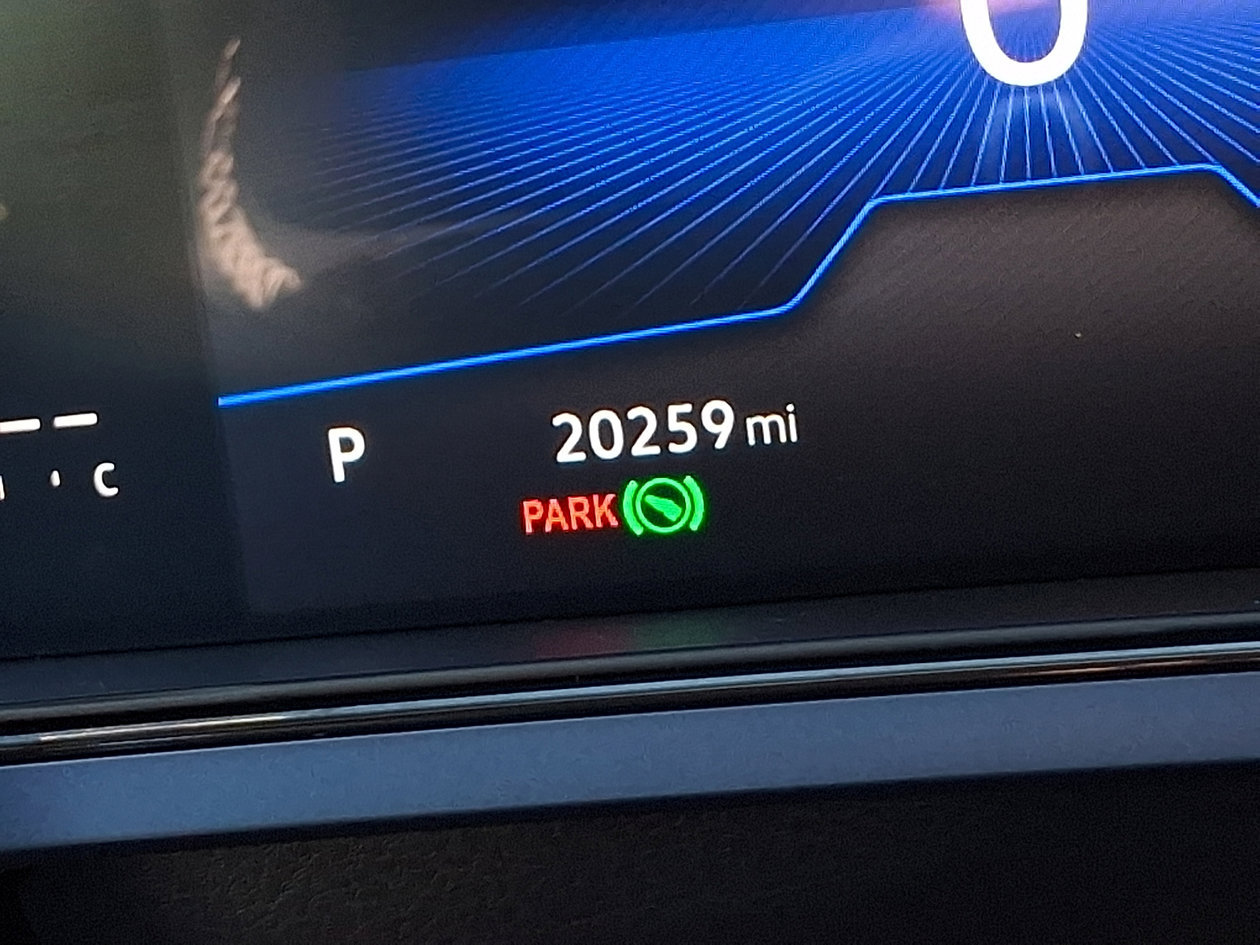 Certified 2023 Volkswagen Taos SE w/ Panoramic Sunroof Package FWD image 20