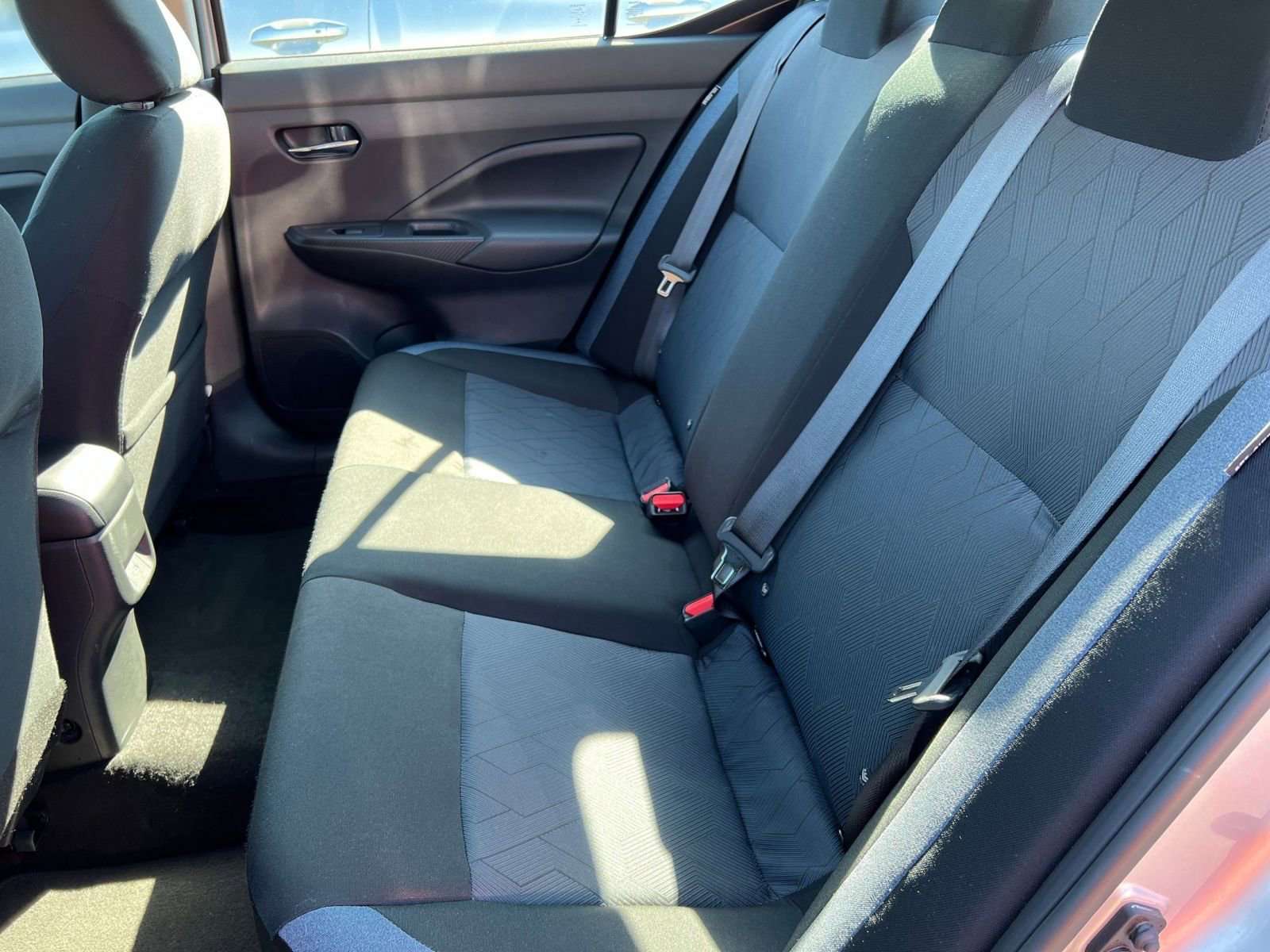 Used 2025 Nissan Versa SV FWD image 23