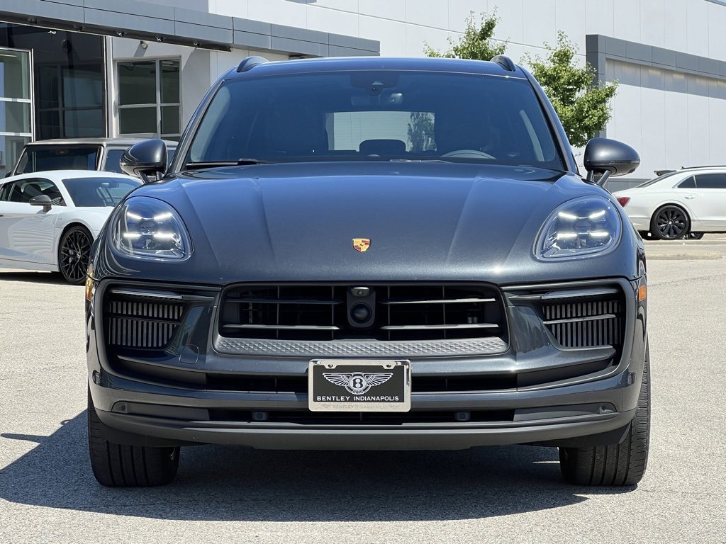 Used 2023 Porsche Macan S w/ Sport Chrono Package image 3