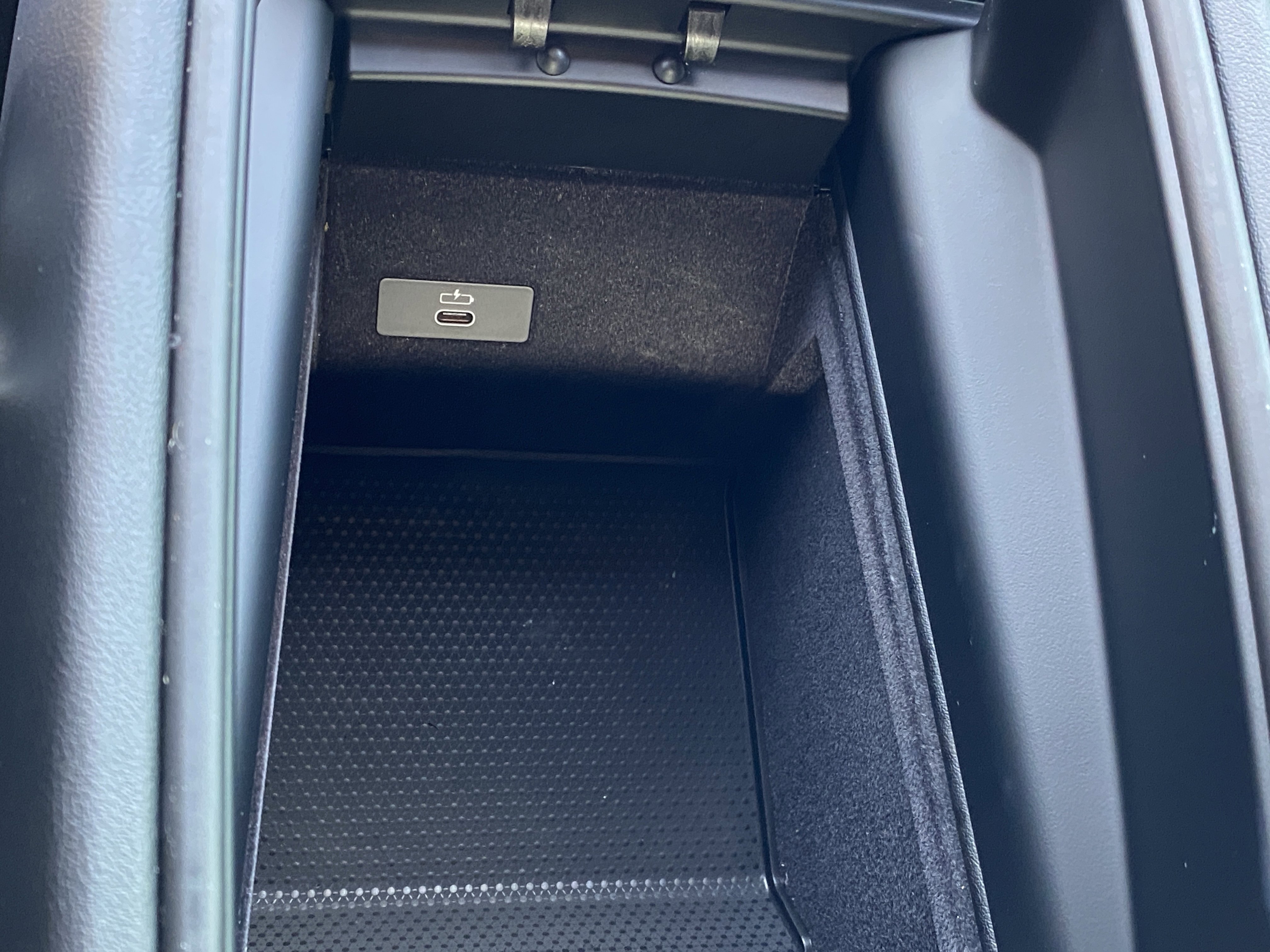 Used 2023 BMW X7 xDrive40i w/ M Sport Package image 31