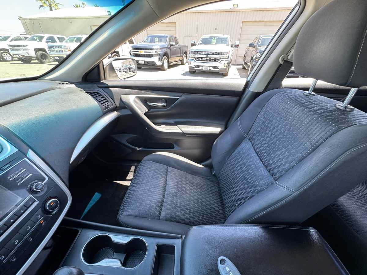 Used 2016 Nissan Altima 2.5 S w/ Power Driver Seat Package FWD image 30