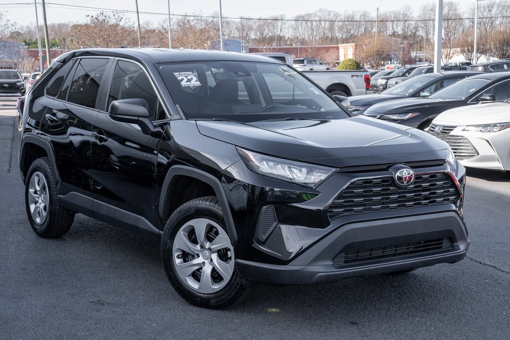 Certified 2022 Toyota RAV4 LE image 1