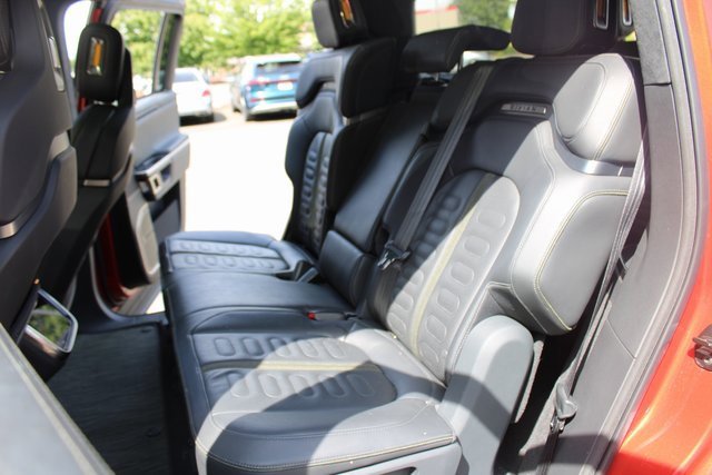 Used 2023 Rivian R1S Adventure image 17