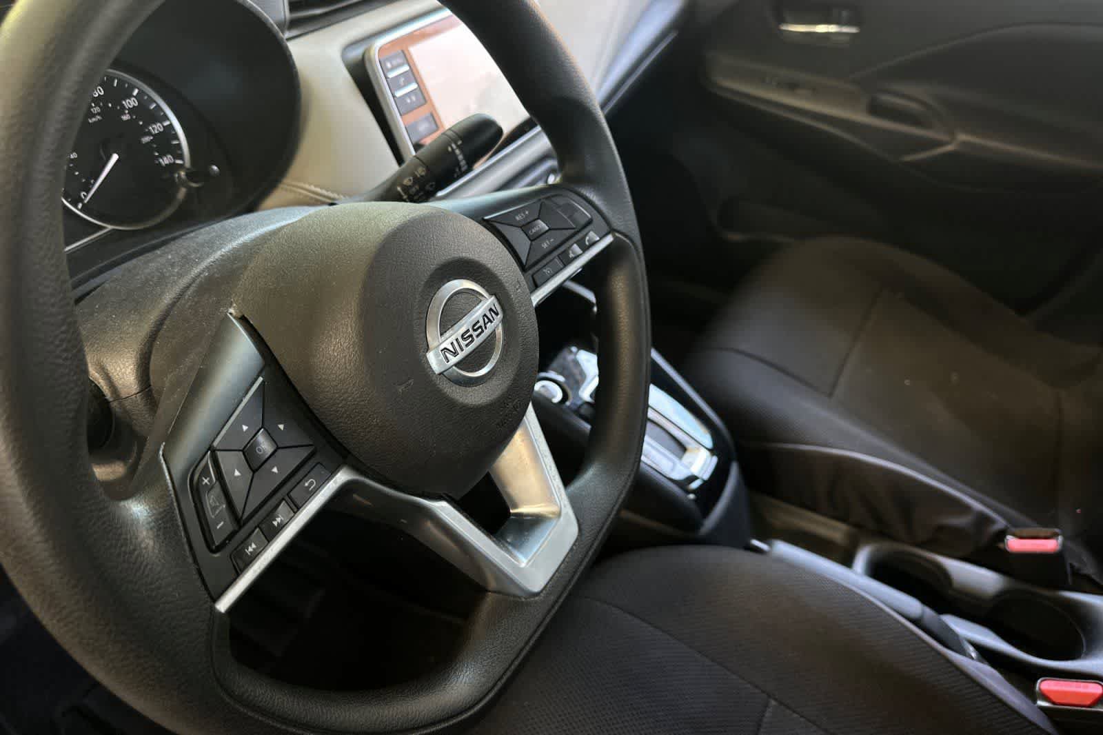 Used 2020 Nissan Versa SV FWD image 14