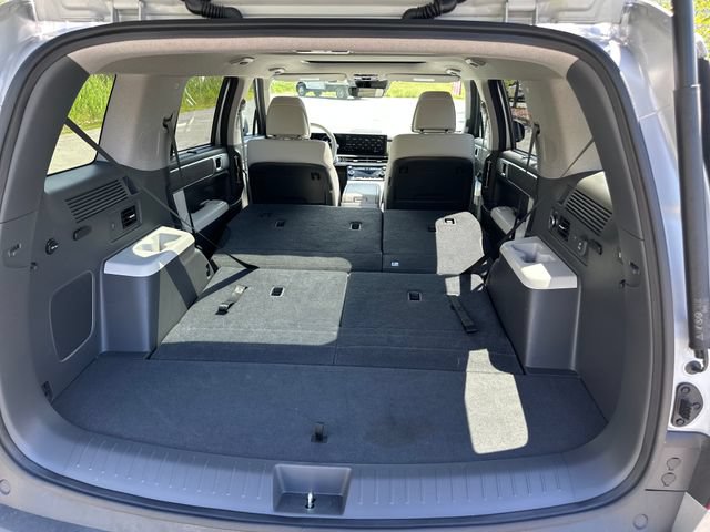 Certified 2024 Hyundai Santa Fe Limited FWD image 25