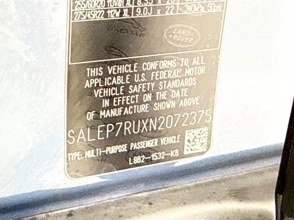 Used 2022 Land Rover Defender 110 SE image 34