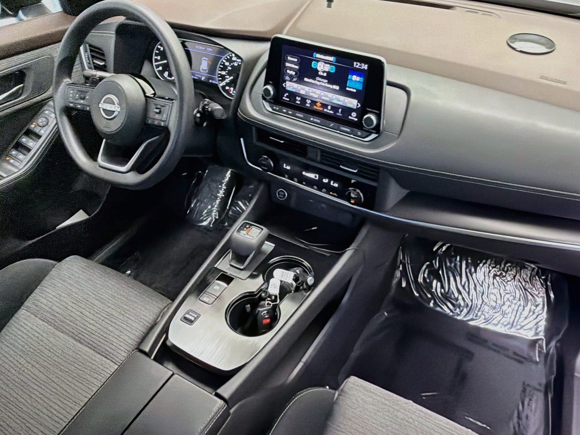 Used 2023 Nissan Rogue SV FWD image 12