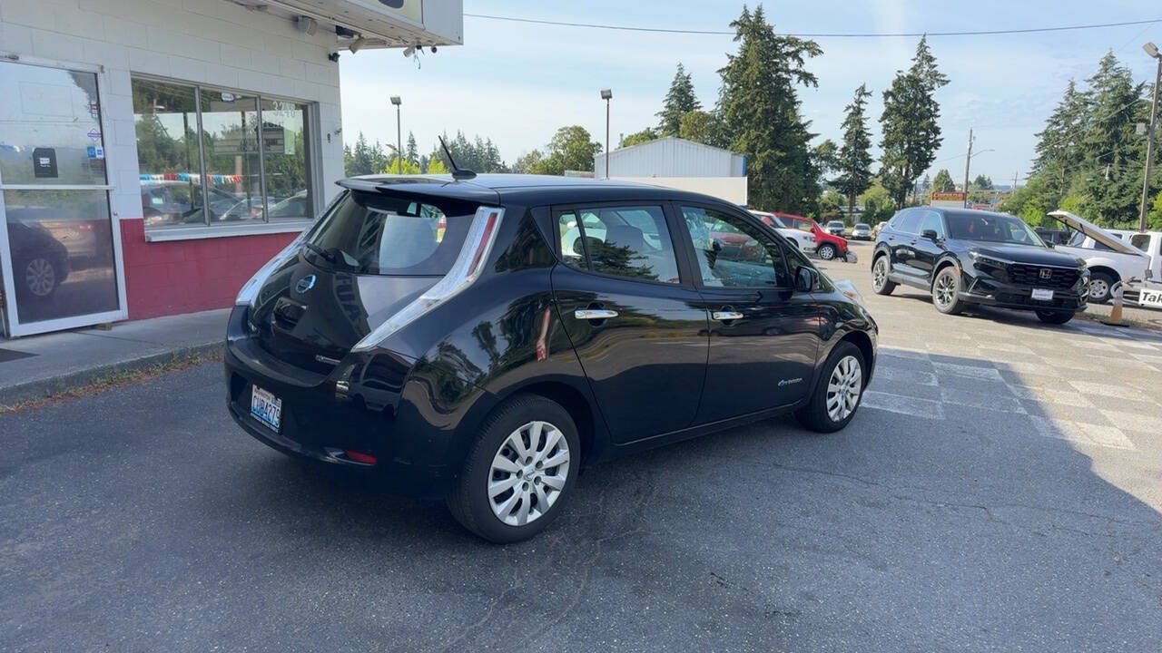 Used 2015 Nissan Leaf S w/ Charge Package FWD image 5