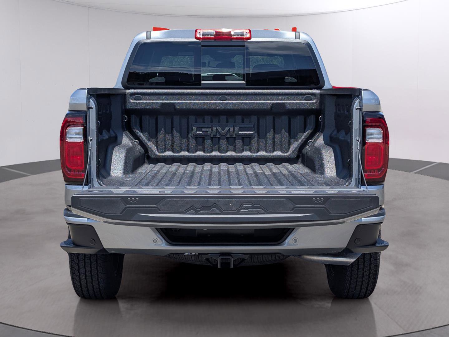 New 2025 GMC Canyon Elevation w/ Convenience Package image 9