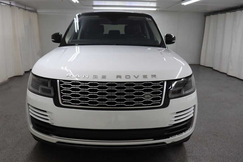 Used 2019 Land Rover Range Rover Supercharged AWD/4WD image 2