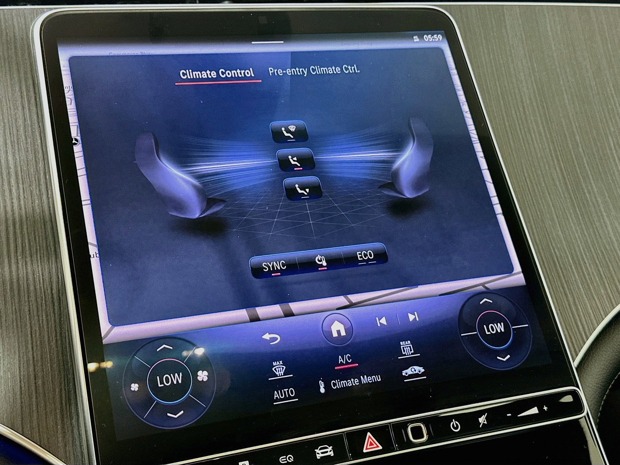 Certified 2024 Mercedes-Benz EQE 350+ 4MATIC Sedan w/ Driver Assistance Package image 20