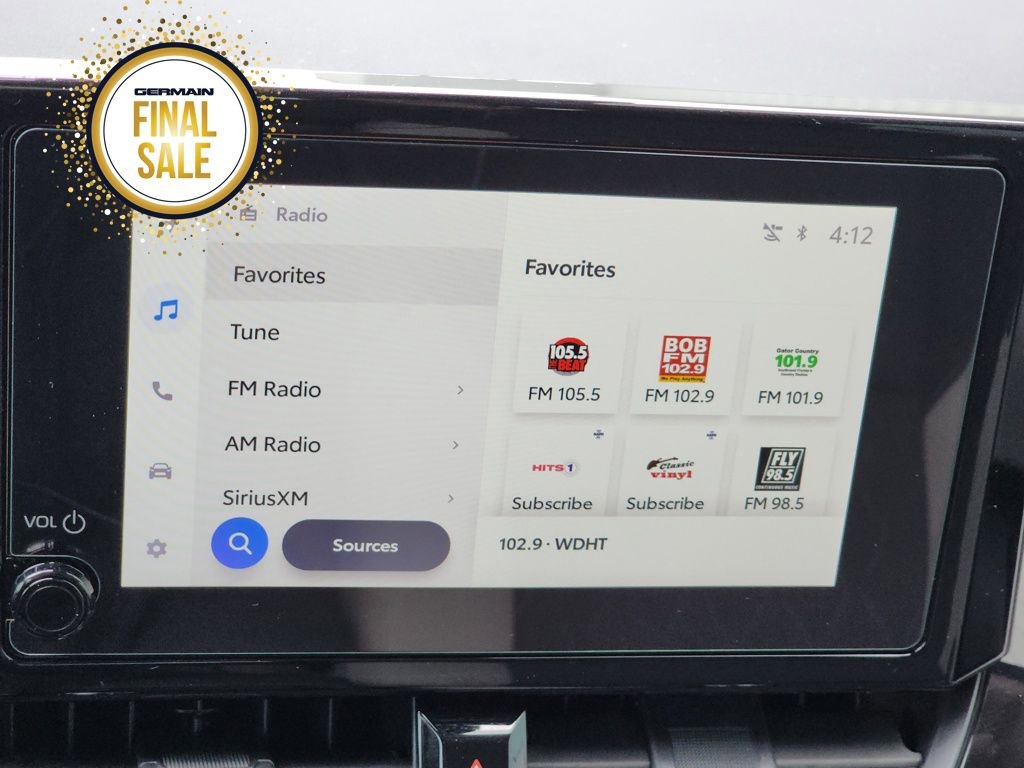 Used 2025 Toyota Corolla LE image 22