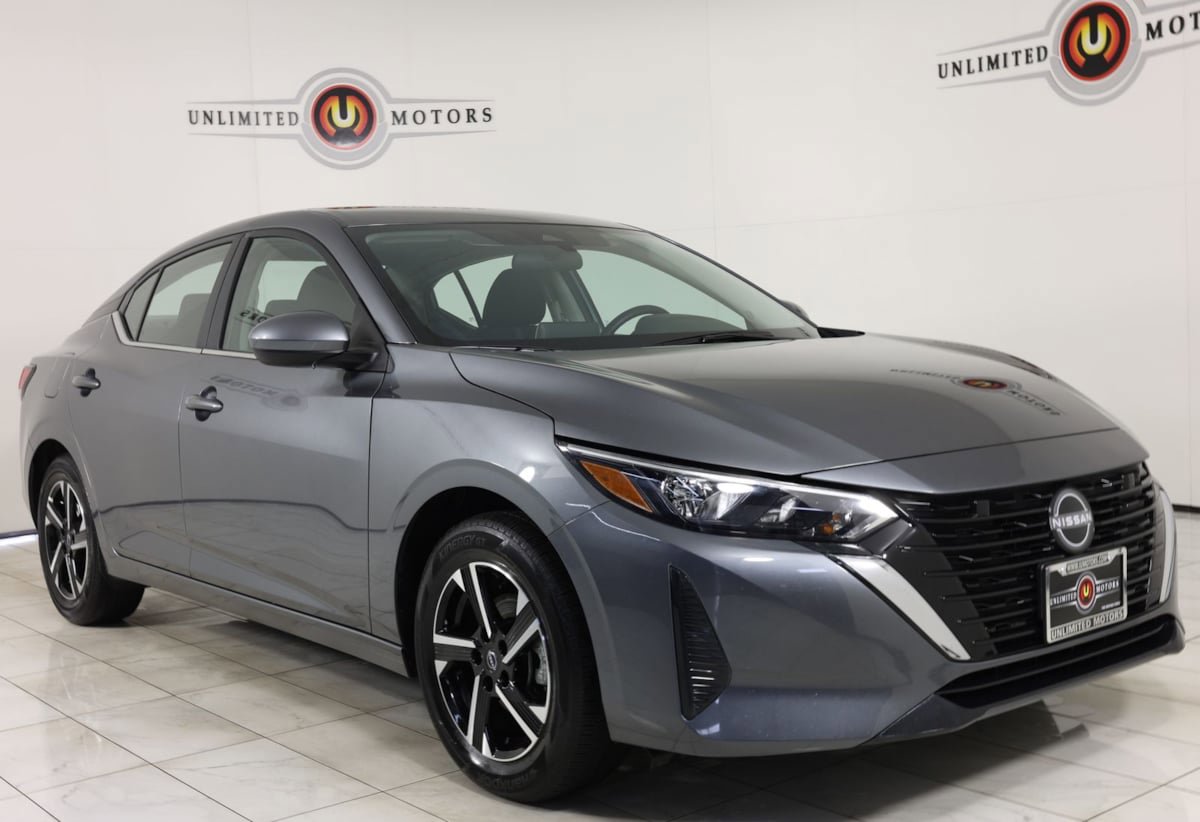 Used 2025 Nissan Sentra SV FWD image 34